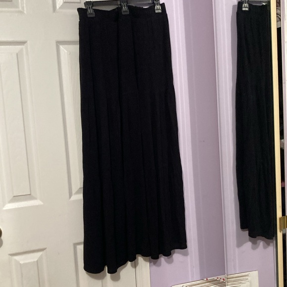 Juniors tiered pull on drawstring maxi skirt, black - Picture 5 of 9